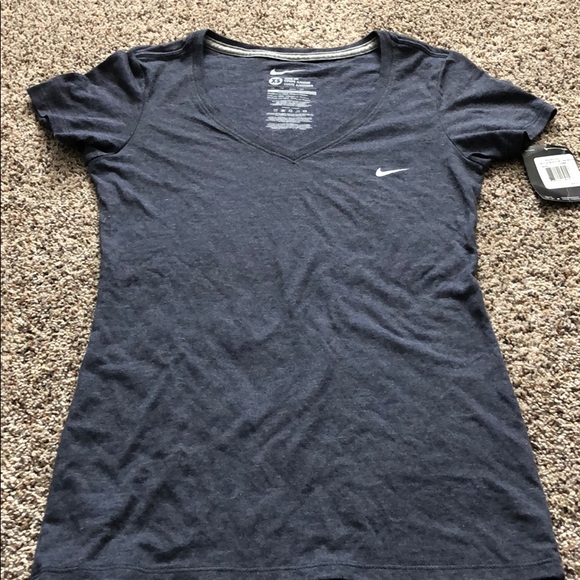nike vneck tshirt